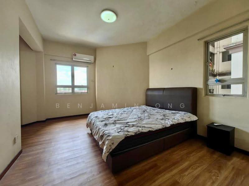 Condominium for Sale at Dwi Mahkota - Benjamin Ong - Bedroom - PropertyGuru.com.my