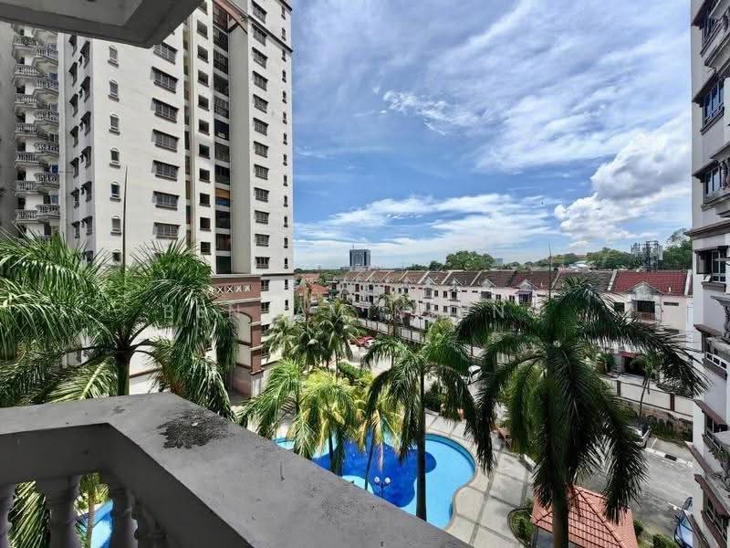 Condominium for Sale at Dwi Mahkota - Benjamin Ong - Balcony - PropertyGuru.com.my