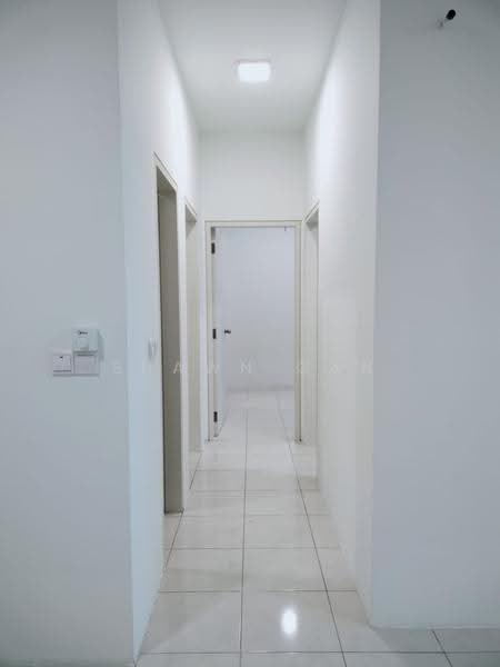 Pangsapuri untuk Disewa di Residensi Seri Wahyu - Shawn Gan - Corridor - PropertyGuru.com.my