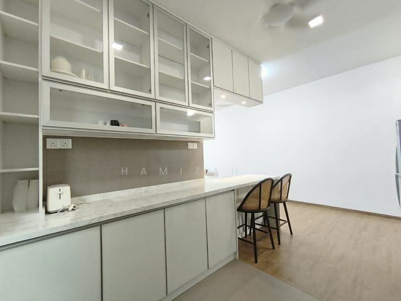 Condominium for Rent at Lakefront Homes - Hamizah . - Kitchen - PropertyGuru.com.my