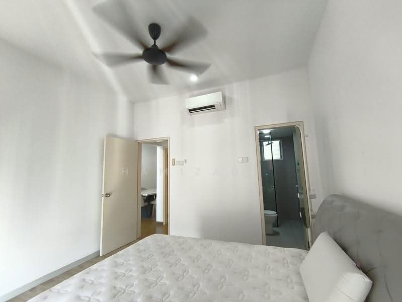 Condominium for Rent at Lakefront Homes - Hamizah . - Bedroom - PropertyGuru.com.my