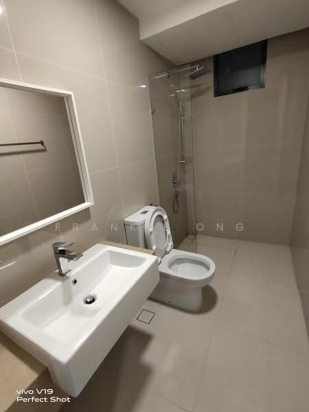 Kediaman Servis untuk Dijual di United Point (Residensi Berpadu) - Frankie Ong - Bathroom - PropertyGuru.com.my