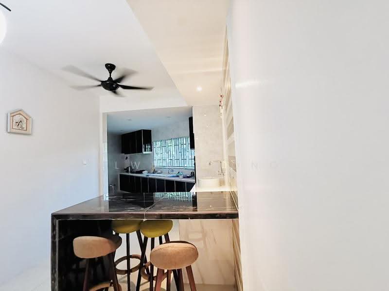 Rumah Berkembar untuk Disewa di Fettes Park (Tanjung Tokong) - Elwin Leong - Kitchen - PropertyGuru.com.my