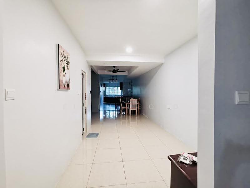 Rumah Berkembar untuk Disewa di Fettes Park (Tanjung Tokong) - Elwin Leong - Living Room - PropertyGuru.com.my