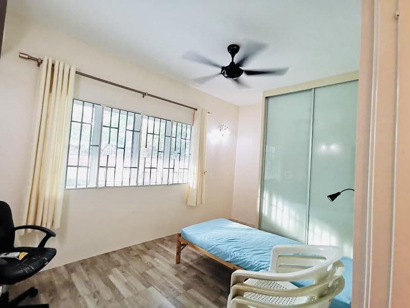 Rumah Berkembar untuk Disewa di Fettes Park (Tanjung Tokong) - Elwin Leong - Bedroom - PropertyGuru.com.my