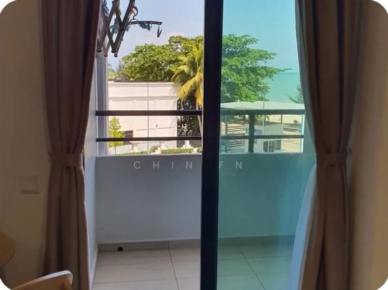 Kondominium untuk Dijual di Mutiara Melaka (Puteri Beach Resort) - CHIN FN - Balcony - PropertyGuru.com.my