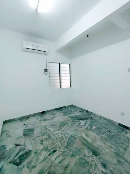 Rumah Teres 2-Tingkat untuk Disewa di Batu Caves (Selangor) - Hasniza Ibrahim - Interior - PropertyGuru.com.my