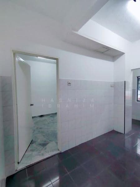 Rumah Teres 2-Tingkat untuk Disewa di Batu Caves (Selangor) - Hasniza Ibrahim - Interior - PropertyGuru.com.my