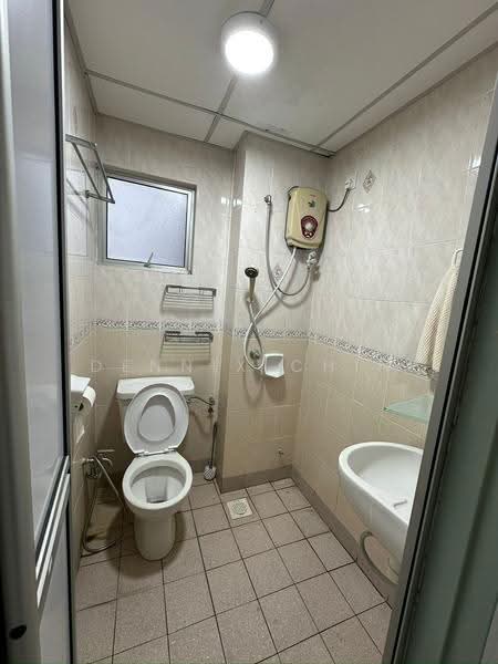 Condominium for Sale at Ketumbar Hill - Dennix Chin - Bathroom - PropertyGuru.com.my
