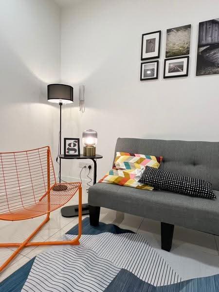 Kediaman Servis untuk Disewa di Camellia Serviced Suites - TS Teh - Living Room - PropertyGuru.com.my