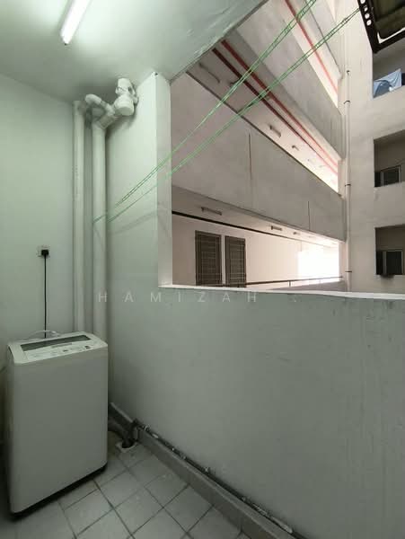 Kediaman Servis untuk Disewa di The Arc - Hamizah . - Balcony - PropertyGuru.com.my