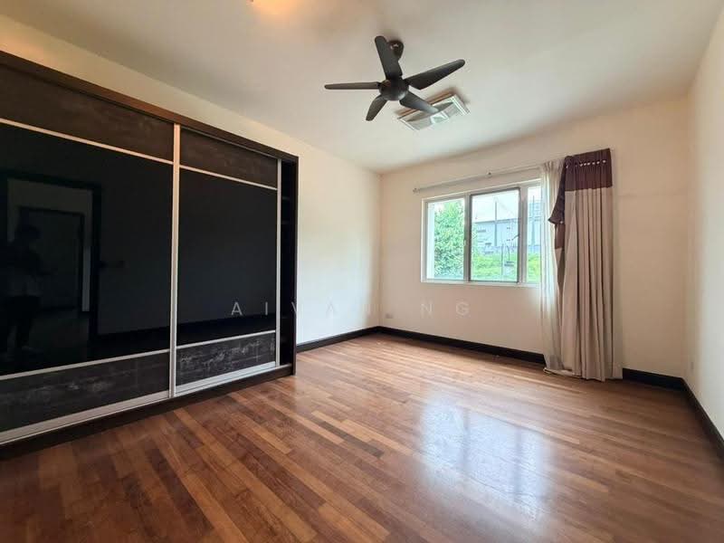 3-storey Terraced House for Rent in Duta Tropika (Batu) - Aivan Ng - Bedroom - PropertyGuru.com.my
