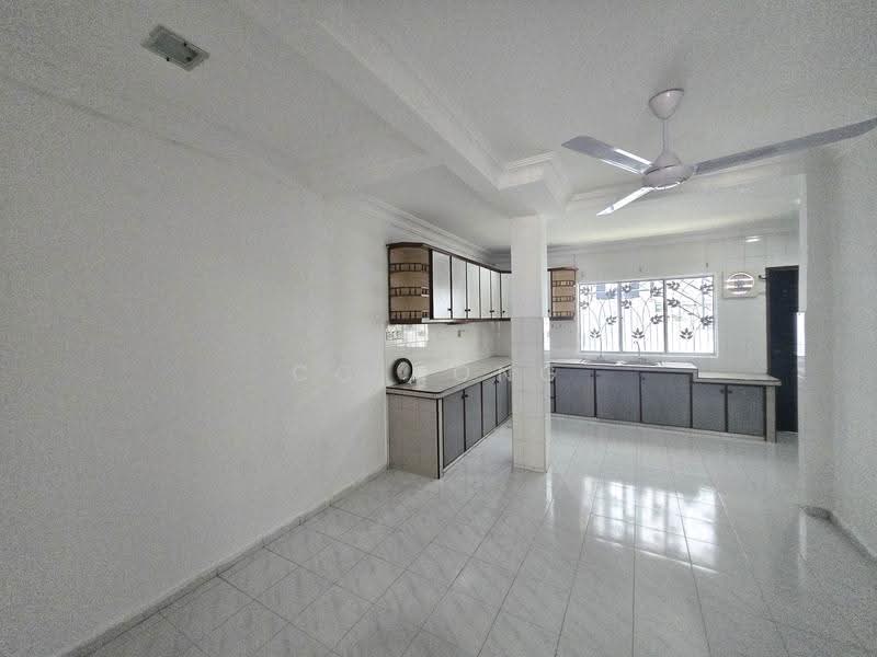2-storey Terraced House for Sale in BANDAR PUCHONG JAYA (Puchong) - CC Hong - Kitchen - PropertyGuru.com.my