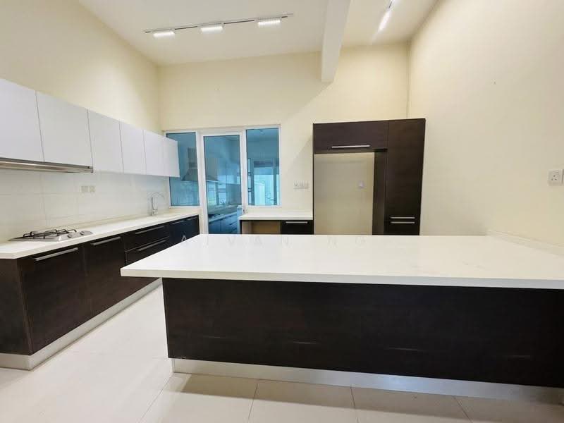 Rumah Teres 3-Tingkat untuk Dijual di Duta Tropika (Batu) - Aivan Ng - Kitchen - PropertyGuru.com.my