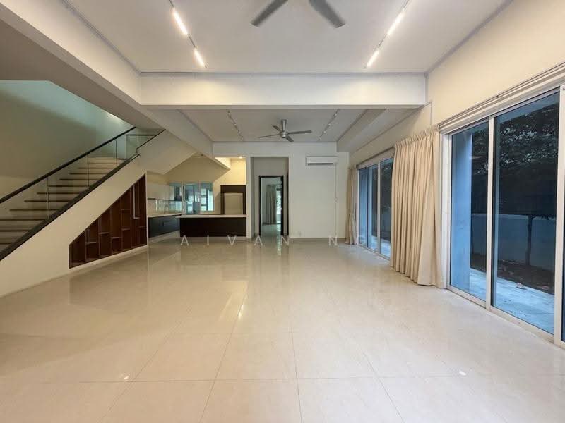 Rumah Teres 3-Tingkat untuk Dijual di Duta Tropika (Batu) - Aivan Ng - Living Room - PropertyGuru.com.my