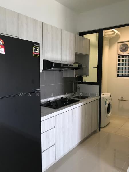 Kediaman Servis untuk Dijual di Danau Kota Suite Apartments - Wan Jia Shun - Kitchen - PropertyGuru.com.my