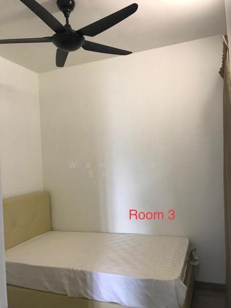 Kediaman Servis untuk Dijual di Danau Kota Suite Apartments - Wan Jia Shun - Bedroom - PropertyGuru.com.my