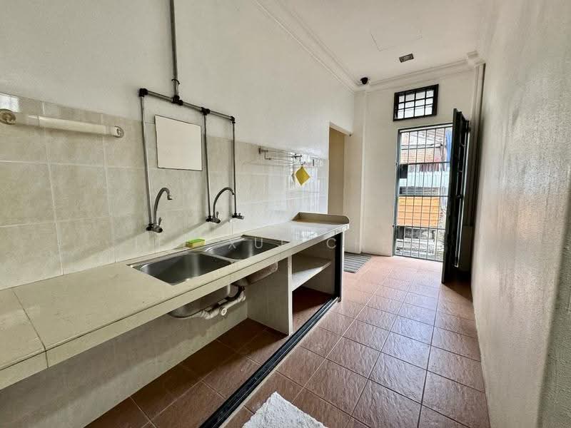 Kedai untuk Dijual di George Town (Penang) - Lee Xue Chen - Kitchen - PropertyGuru.com.my