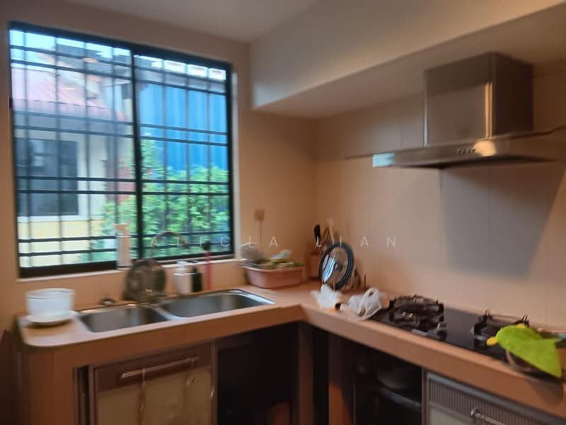 1-storey Terraced House for Rent in Taman Pelangi (Johor Bahru) - Alicia Lian - Kitchen - PropertyGuru.com.my