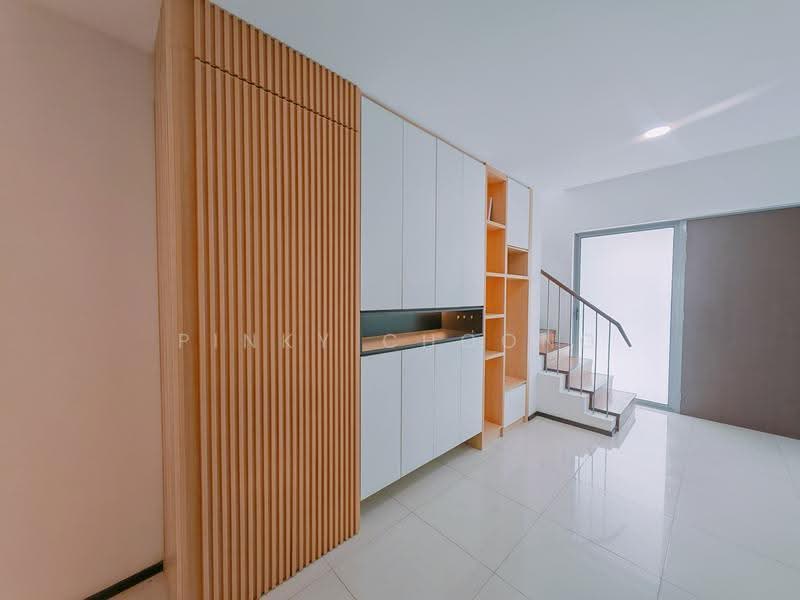 Bungalow House for Sale in Valencia (Sungai Buloh) - Pinky Choong - PropertyGuru.com.my