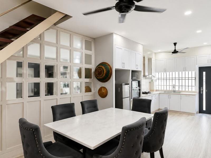 Rumah Teres 1-Tingkat untuk Dijual di Bandar Putra (Kulai) - Fakhrul Imlan - Dining Room - PropertyGuru.com.my