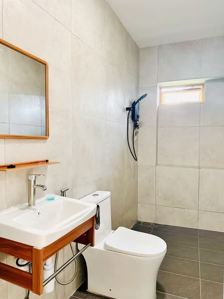 1-storey Terraced House for Rent in Fettes Park (Tanjung Tokong) - Elwin Leong - Bathroom - PropertyGuru.com.my