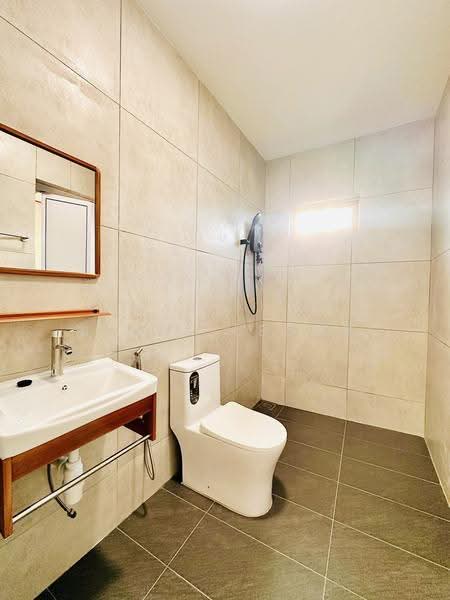 1-storey Terraced House for Rent in Fettes Park (Tanjung Tokong) - Elwin Leong - Bathroom - PropertyGuru.com.my