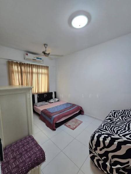 Service Residence for Rent at Sky Oasis Residence (Pangsapuri Oasis 1) - Daphne Lee - Bedroom - PropertyGuru.com.my