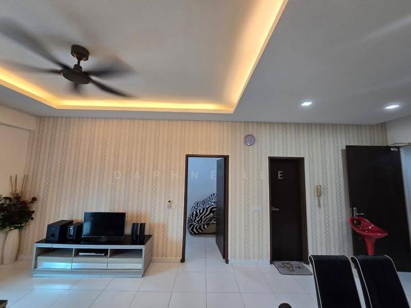 Service Residence for Rent at Sky Oasis Residence (Pangsapuri Oasis 1) - Daphne Lee - Living Room - PropertyGuru.com.my