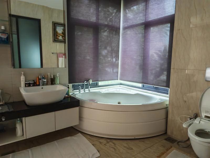 Bungalow House for Rent in Puchong (Selangor) - Eve Low - Bathroom - PropertyGuru.com.my