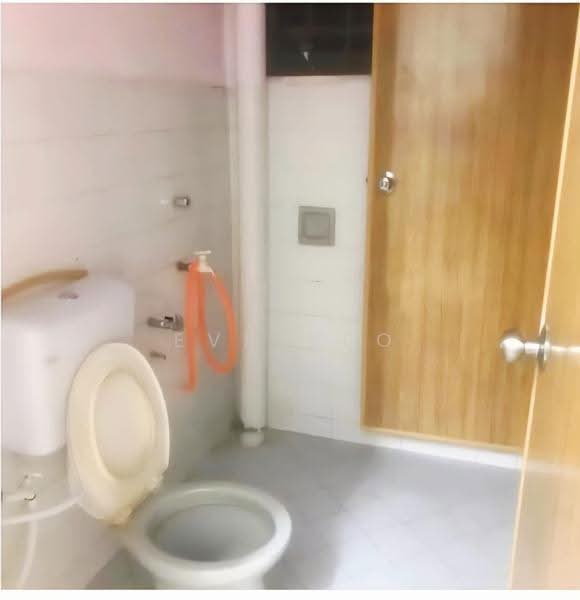 Rumah Teres 2-Tingkat untuk Disewa di Taman Desa Cemerlang (Ulu Tiram) - Eve Neo - Bathroom - PropertyGuru.com.my