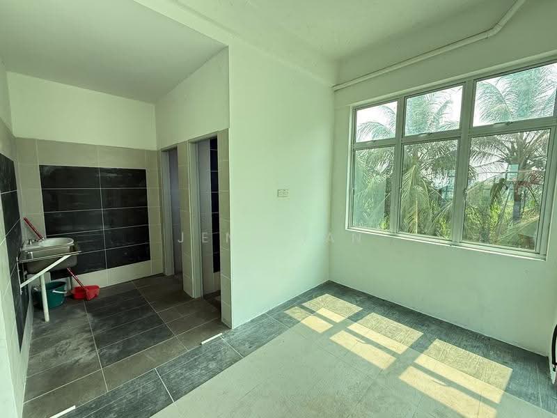 Shop / Office untuk Disewa di Kuching (Sarawak) - Jeno Tan - Interior - PropertyGuru.com.my