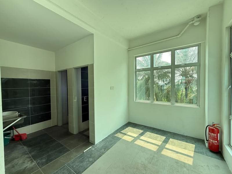 Shop / Office untuk Disewa di Kuching (Sarawak) - Jeno Tan - Interior - PropertyGuru.com.my