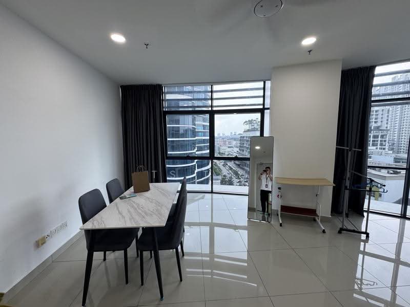 Service Residence for Rent at Pacific Star (Service Residence) - TS Teh - Dining Room - PropertyGuru.com.my