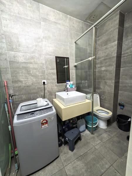Service Residence for Rent at H2O Residences - Alvin Chong - Bathroom - PropertyGuru.com.my