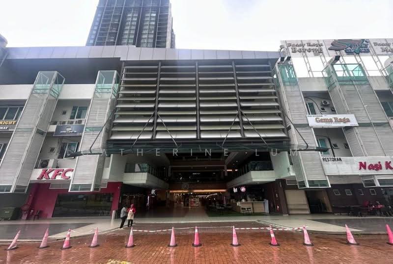 Service Residence for Sale at De Centrum Residences - Catherine Lum - Exterior - PropertyGuru.com.my