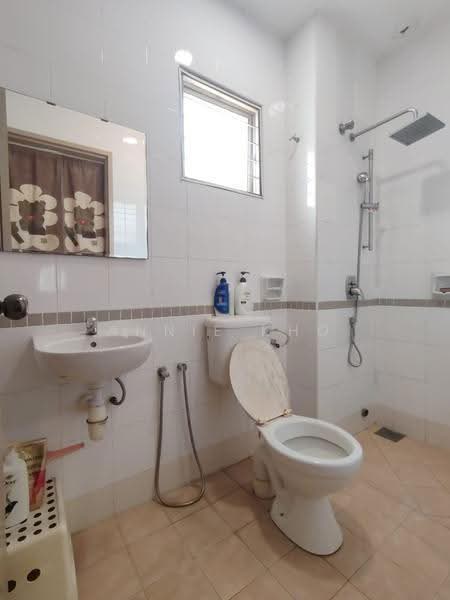 Rumah Teres 2-Tingkat untuk Dijual di Setia Damai (Setia Alam) - Annie Kho - Bathroom - PropertyGuru.com.my