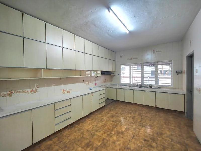 Bungalow House for Sale in SS 21, Damansara Utama (Petaling Jaya) - Dickson Cheong - Kitchen - PropertyGuru.com.my