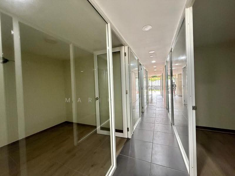 Shop for Rent in Taman Tasik Utama Ayer Keroh (Ayer Keroh) - Mario Seet - Corridor - PropertyGuru.com.my