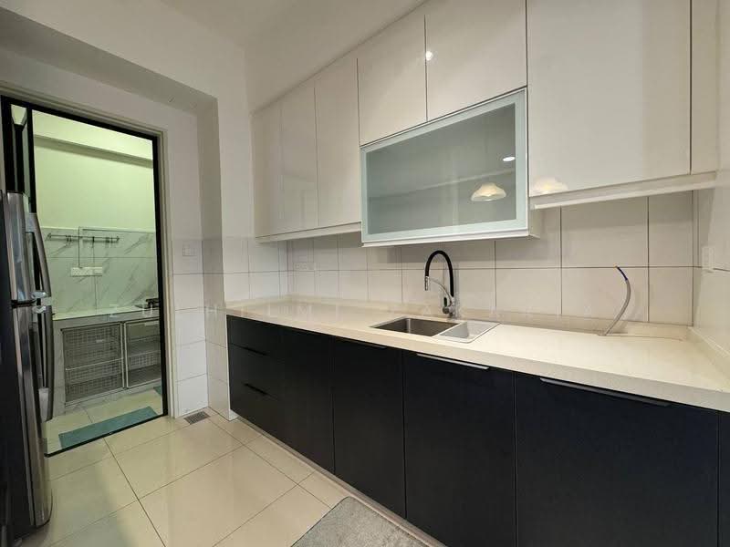 Condominium for Rent at Lake Point Residence - Zulhilmi Zakaria - Kitchen - PropertyGuru.com.my