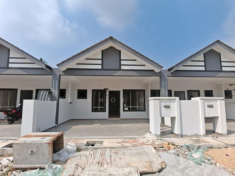 1-storey Terraced House for Sale in Bagan Datuk (Perak) - Kee Choi Hong - Exterior - PropertyGuru.com.my