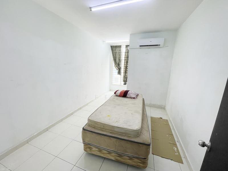 3-storey Terraced House for Rent in Kajang (Selangor) - Eiffel Lai - Bedroom - PropertyGuru.com.my