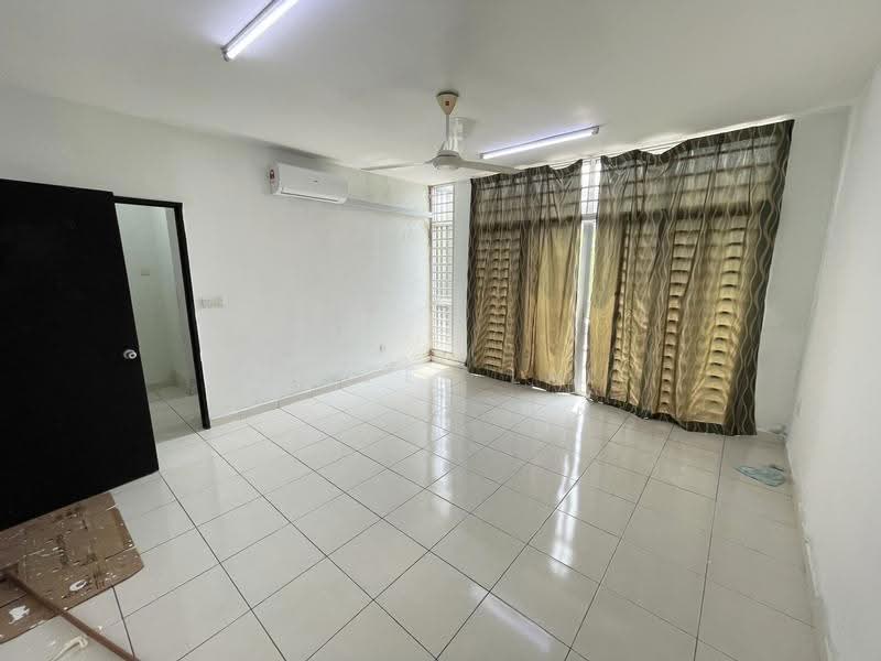 3-storey Terraced House for Rent in Kajang (Selangor) - Eiffel Lai - Interior - PropertyGuru.com.my