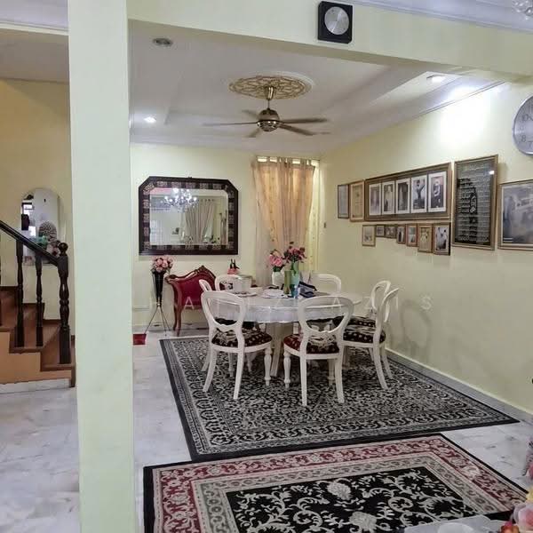 2-storey Terraced House for Sale in Bandar Baru Uda (Tampoi) - ALHAFIZ AZIS - Dining Room - PropertyGuru.com.my