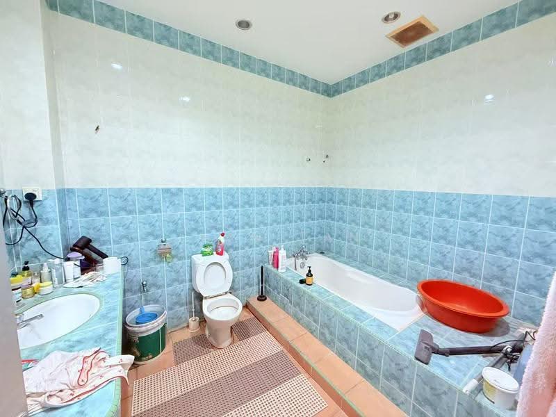 2-storey Terraced House for Sale in Bandar Tun Hussein Onn (Cheras) - Ivan Tan - Bathroom - PropertyGuru.com.my