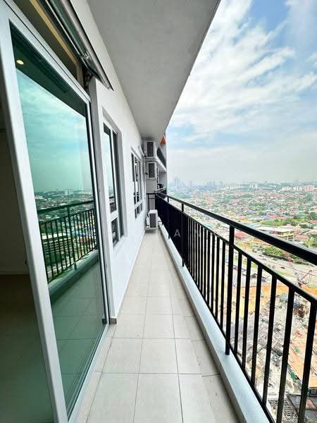 Kediaman Servis untuk Dijual di One 49 Residence - Ah Liang - Balcony - PropertyGuru.com.my
