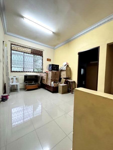 2-storey Terraced House for Sale in Taman Pelangi (Johor Bahru) - Calvin Lee - Living Room - PropertyGuru.com.my