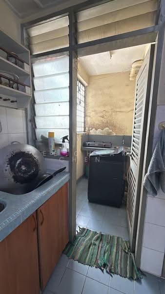 Apartment for Sale at Starville - Yee Cheak Chen - Kitchen - PropertyGuru.com.my