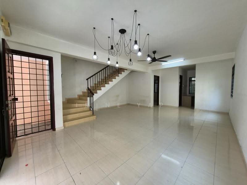 Rumah Teres 2-Tingkat untuk Dijual di Ampang Saujana (Ampang) - Irine Yap - Entrance - PropertyGuru.com.my