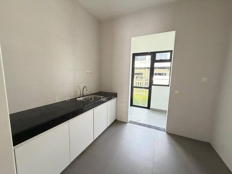 Rumah Teres untuk Dijual di Johor Bahru (Johor) - Edmond Tang - PropertyGuru.com.my